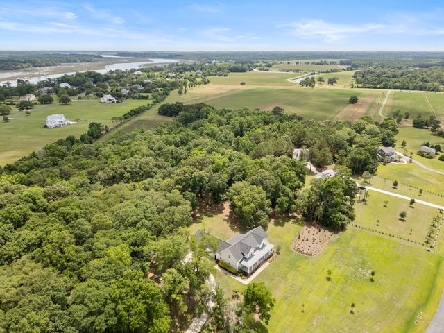 2962 Anchor Watch Drive, Wadmalaw Island, SC 29487