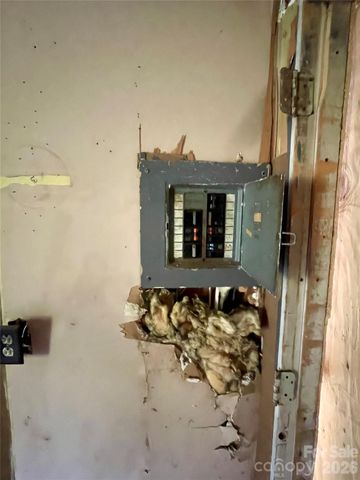 119 Z A Hunter Road, Bessemer City, NC 28016