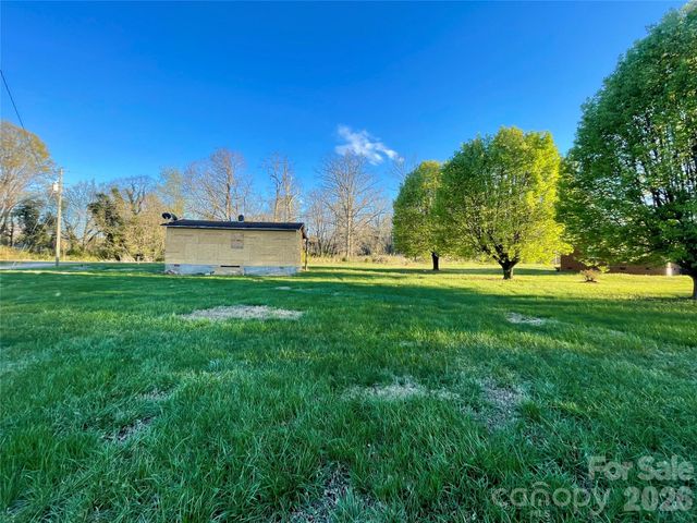 119 Z A Hunter Road, Bessemer City, NC 28016