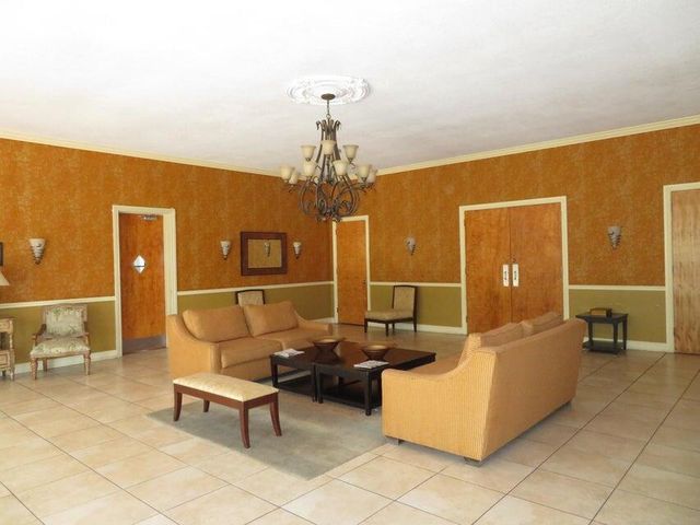 719 Lori Drive 302, Palm Springs, FL 33461