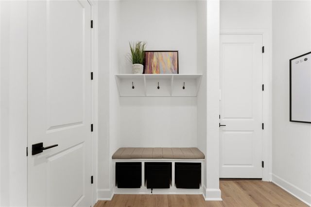 1890 Headwaters BLVD, Dripping Springs, TX 78620