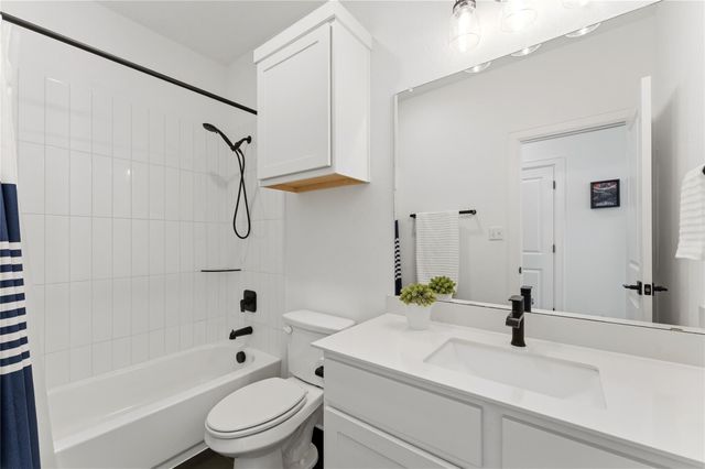 1890 Headwaters BLVD, Dripping Springs, TX 78620