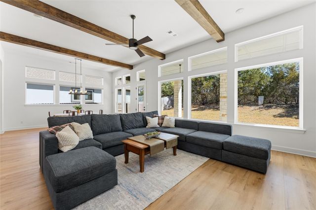 1890 Headwaters BLVD, Dripping Springs, TX 78620