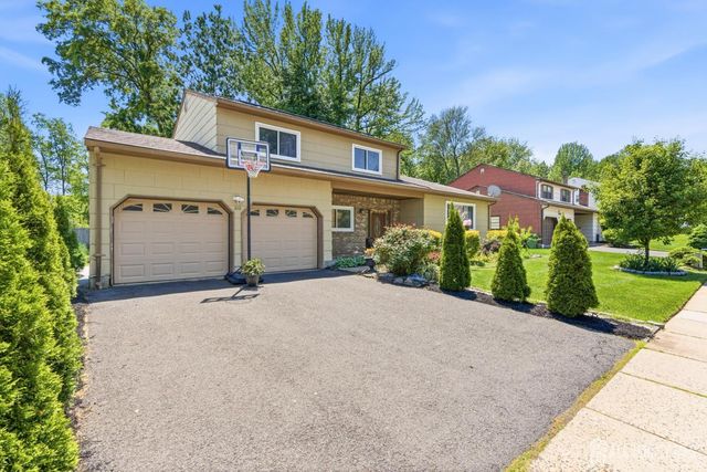 213 Normandy Road, Edison, NJ 08820