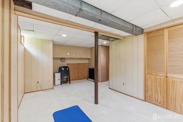 213 Normandy Road, Edison, NJ 08820