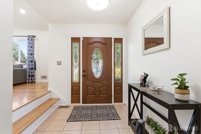 213 Normandy Road, Edison, NJ 08820