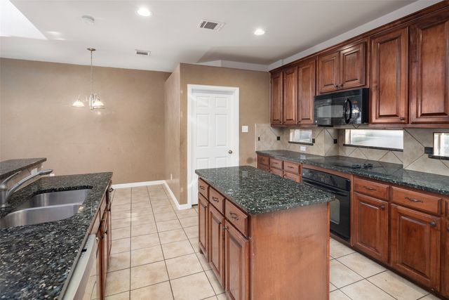 5560 Emerson Court, Fairview, TX 75069