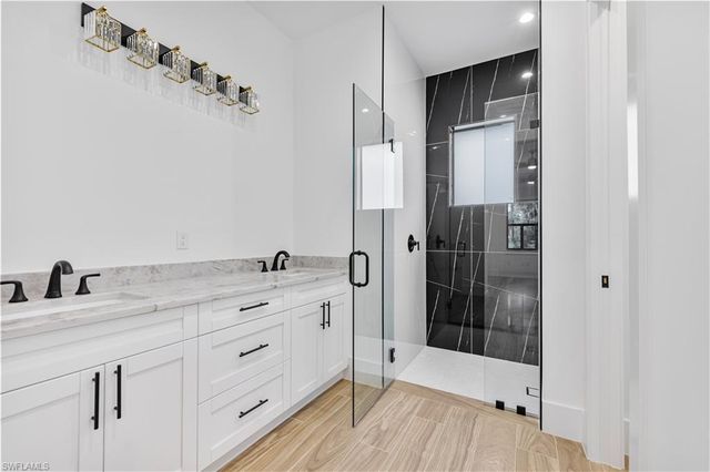 2354 4th AVE SE, Naples, FL 34117