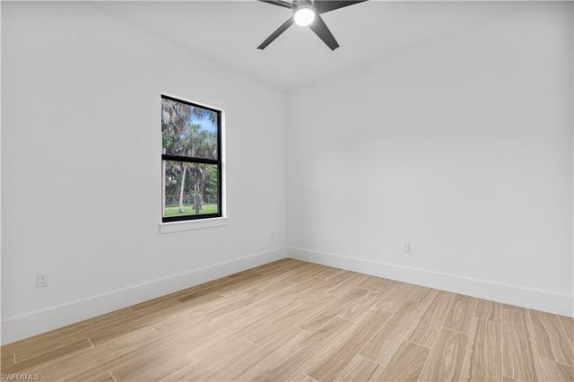2354 4th AVE SE, Naples, FL 34117