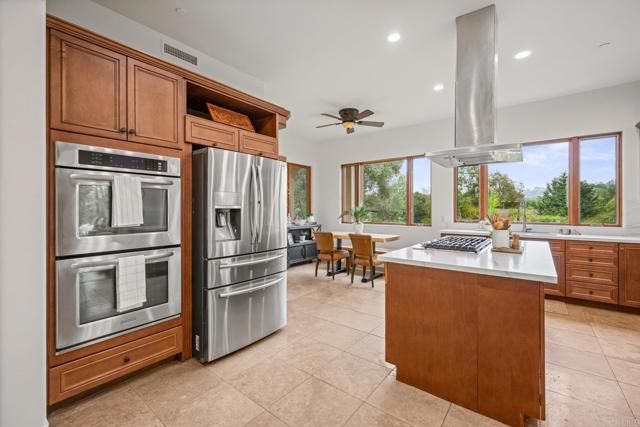 4149 Manchester Avenue, Encinitas, CA 92024