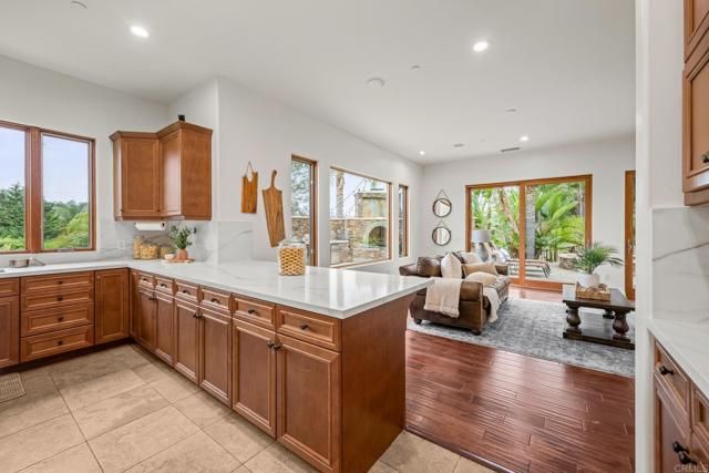 4149 Manchester Avenue, Encinitas, CA 92024