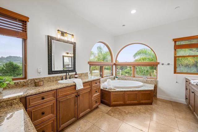 4149 Manchester Avenue, Encinitas, CA 92024