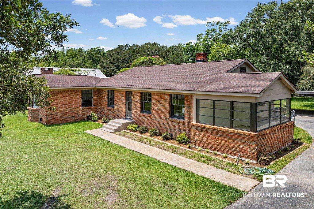 1301 Randall Avenue, Daphne, AL 36526 — exterior