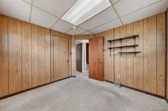 619 Highland Avenue, Lincoln Park, MI 48146