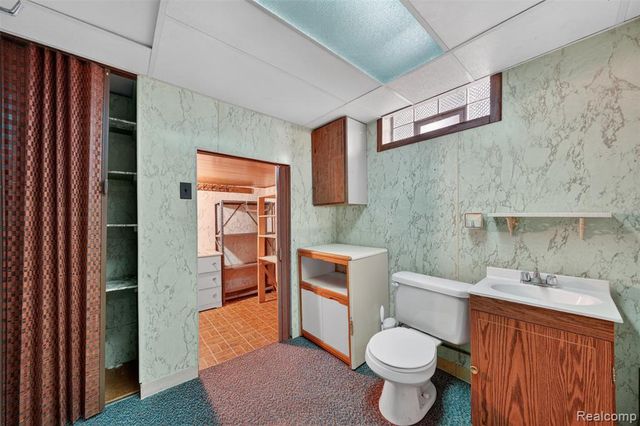 619 Highland Avenue, Lincoln Park, MI 48146