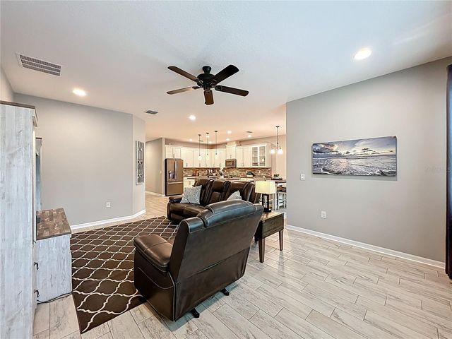 2696 PEONY DRIVE, Oviedo, FL 32766