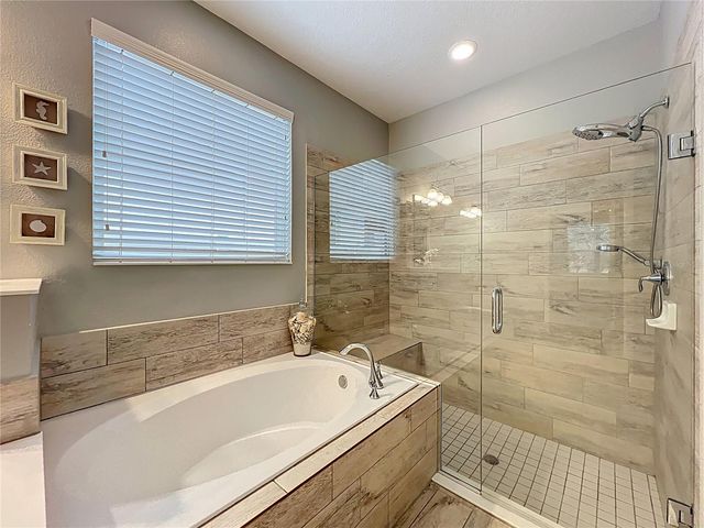 2696 PEONY DRIVE, Oviedo, FL 32766