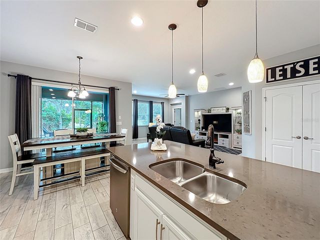 2696 PEONY DRIVE, Oviedo, FL 32766