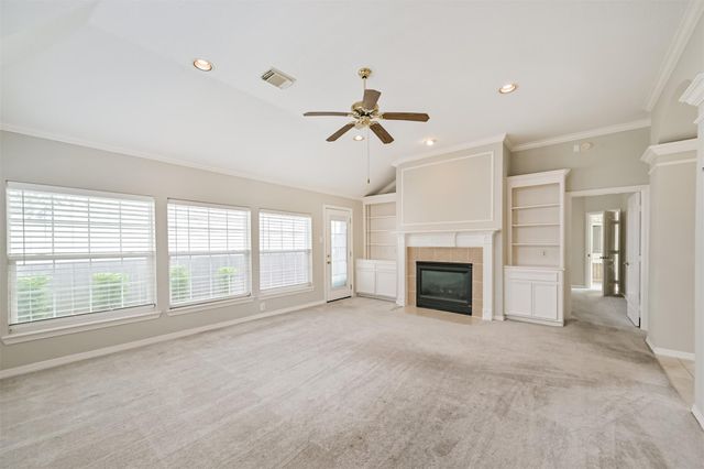 314 Parkwood Village Drive, Friendswood, TX 77546