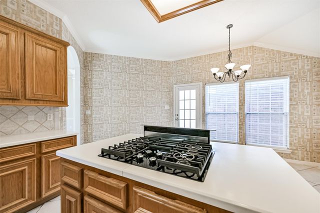 314 Parkwood Village Drive, Friendswood, TX 77546