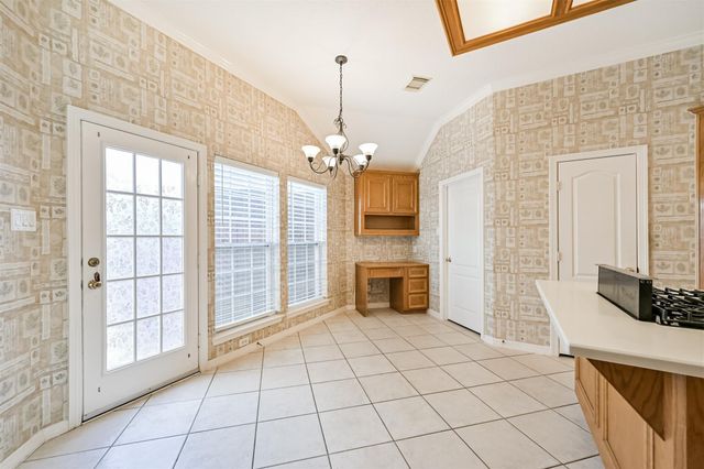 314 Parkwood Village Drive, Friendswood, TX 77546