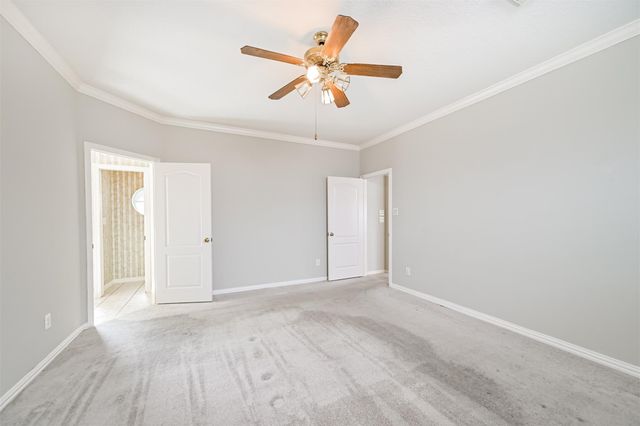 314 Parkwood Village Drive, Friendswood, TX 77546