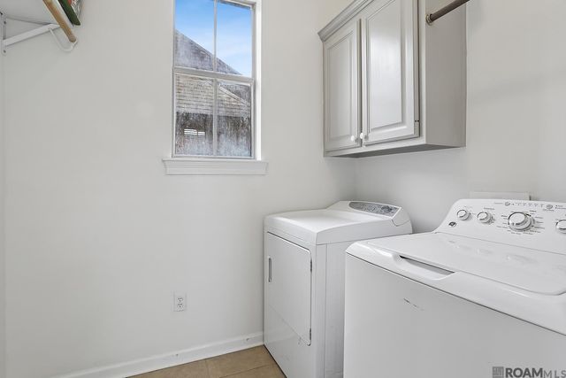 2159 Hillstone Dr, Baton Rouge, LA 70810