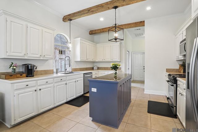 2159 Hillstone Dr, Baton Rouge, LA 70810