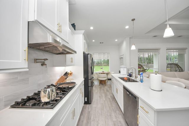 50 Road 6613, Dayton, TX 77535