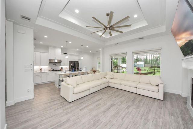 50 Road 6613, Dayton, TX 77535