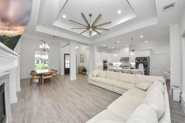50 Road 6613, Dayton, TX 77535