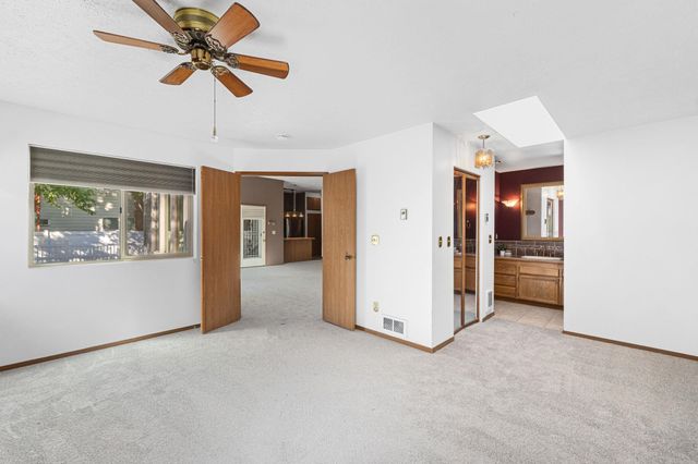 10602 E Nixon Ln, Spokane Valley, WA 99206