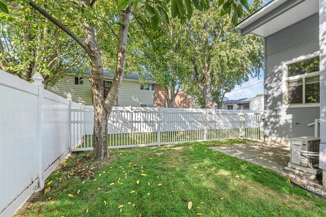 10602 E Nixon Ln, Spokane Valley, WA 99206