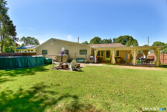 49 Green Manor Avenue, Windsor, CT 06095