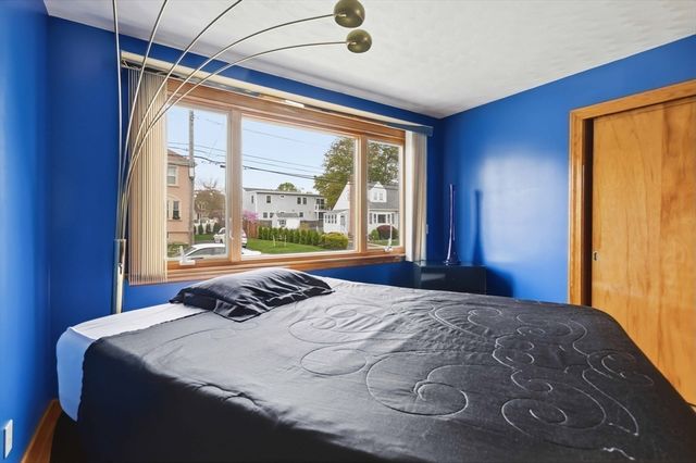 63 Taft St, Revere, MA 02151