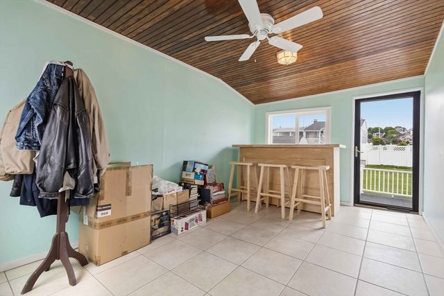 63 Taft St, Revere, MA 02151