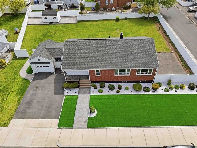 63 Taft St, Revere, MA 02151