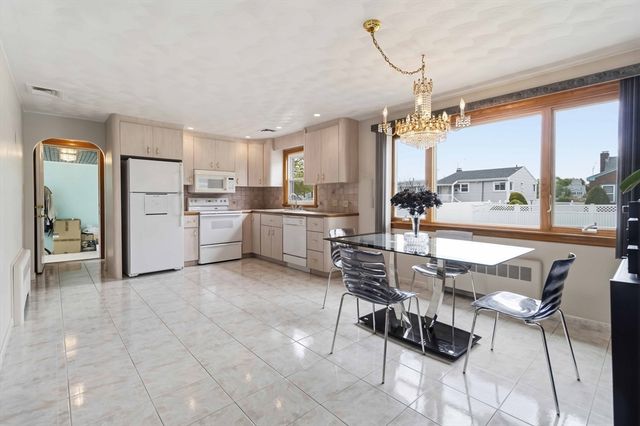 63 Taft St, Revere, MA 02151