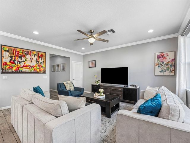 3953 Black Olive Lane 3953, Hollywood, FL 33021