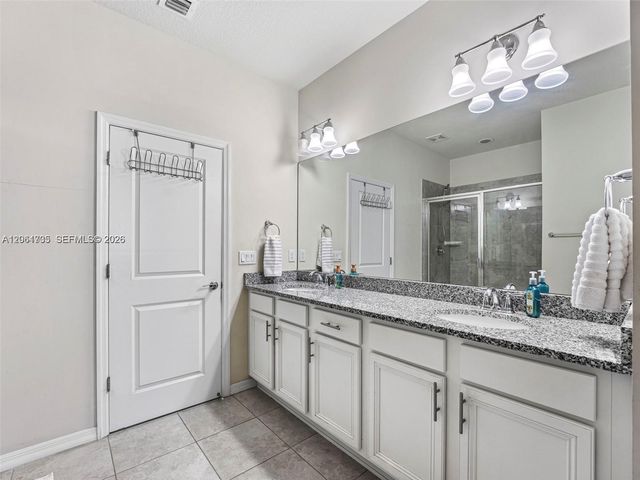 3953 Black Olive Lane 3953, Hollywood, FL 33021