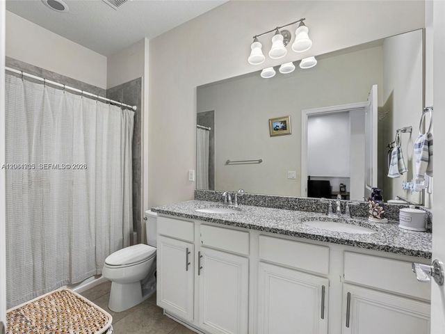3953 Black Olive Lane 3953, Hollywood, FL 33021