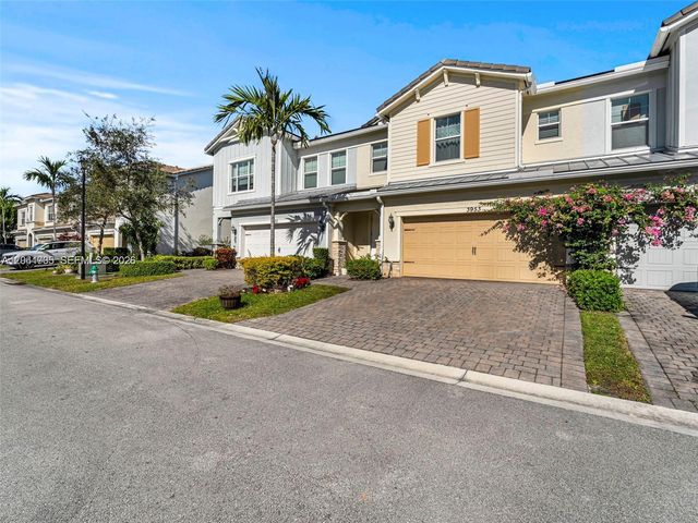 3953 Black Olive Lane 3953, Hollywood, FL 33021