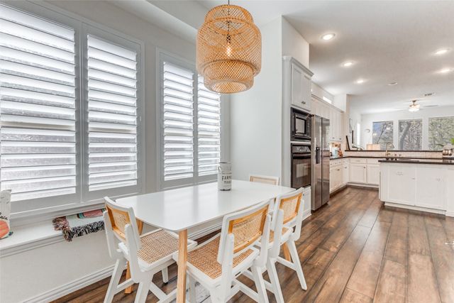 6803 Hawks Nest Court, Dallas, TX 75227