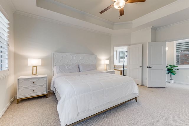 6803 Hawks Nest Court, Dallas, TX 75227