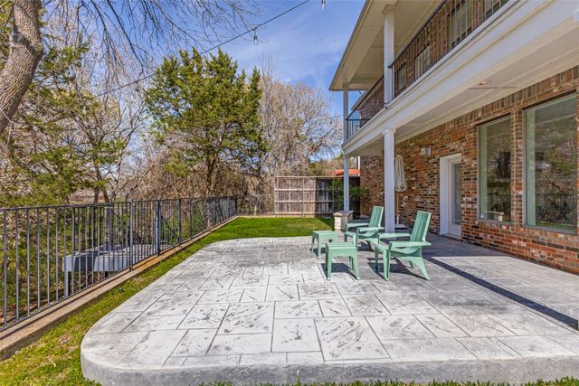 6803 Hawks Nest Court, Dallas, TX 75227