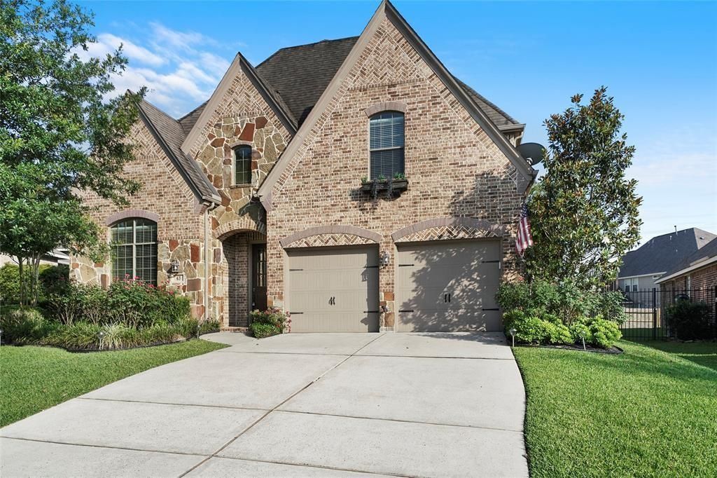 63 Vershire Circle, The Woodlands, TX 77354