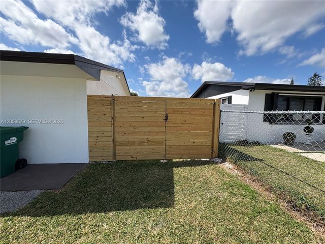 29904 SW 148th Avenue 2, Homestead, FL 33033