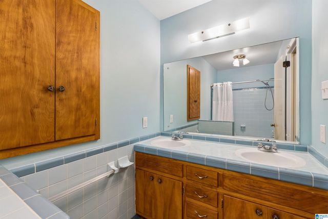 923 PINEHAVEN DRIVE, Hueytown, AL 35023