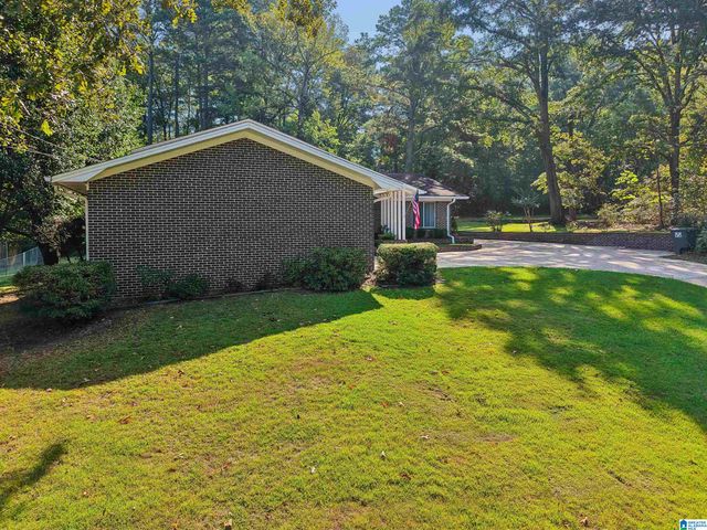 923 PINEHAVEN DRIVE, Hueytown, AL 35023