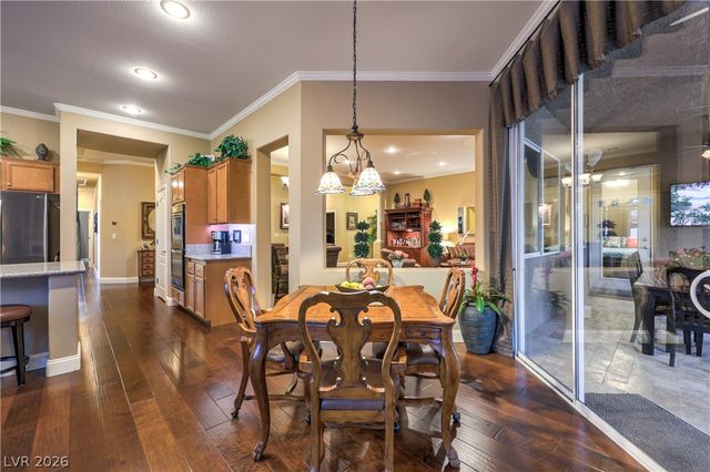 7869 Mosaic Harbor Avenue, Las Vegas, NV 89117